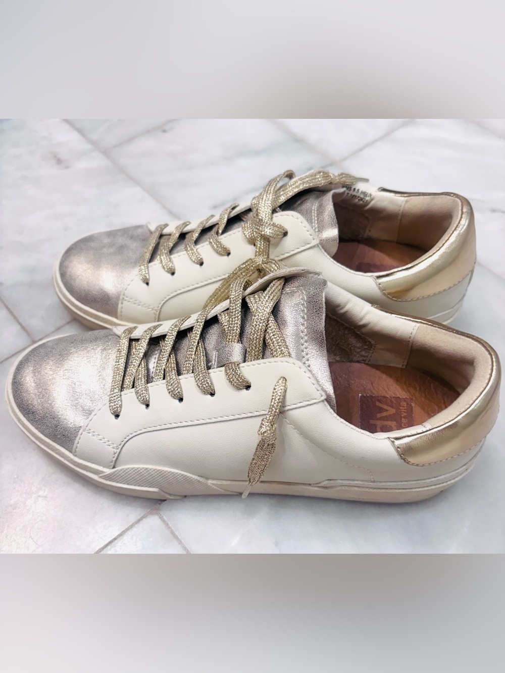 Dolce Vita Women’s Cream and Metallic Gold Leather Sneakers. Size 9.5